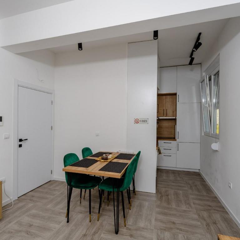 Alpha Neo - Apartment - 20