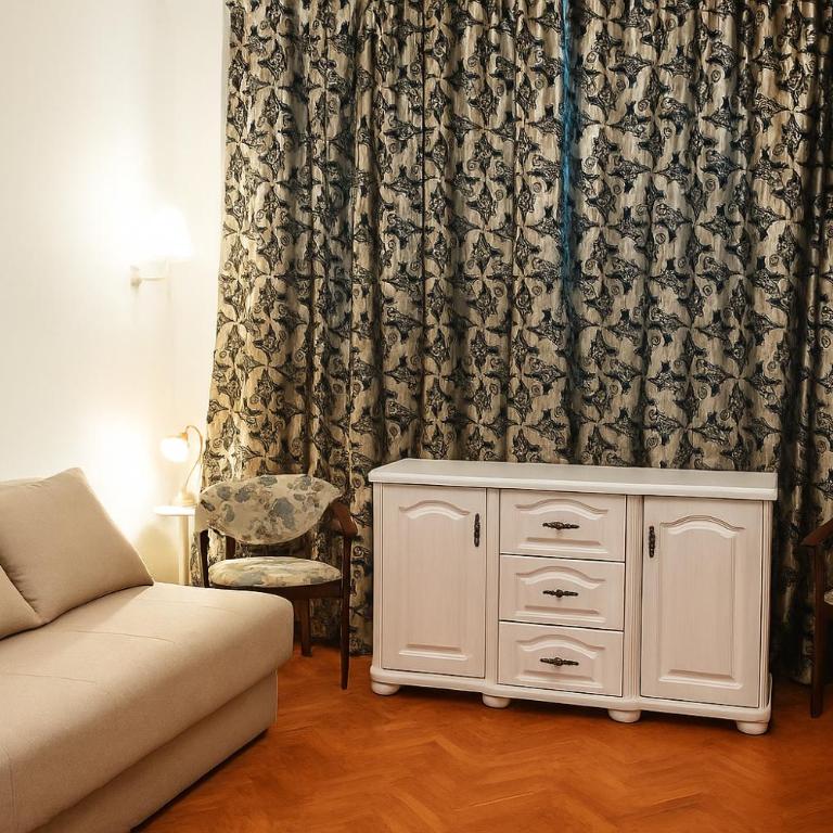 Apartmani Maksima Gorkog - Apartman sa 3 Spavaće Sobe - 1
