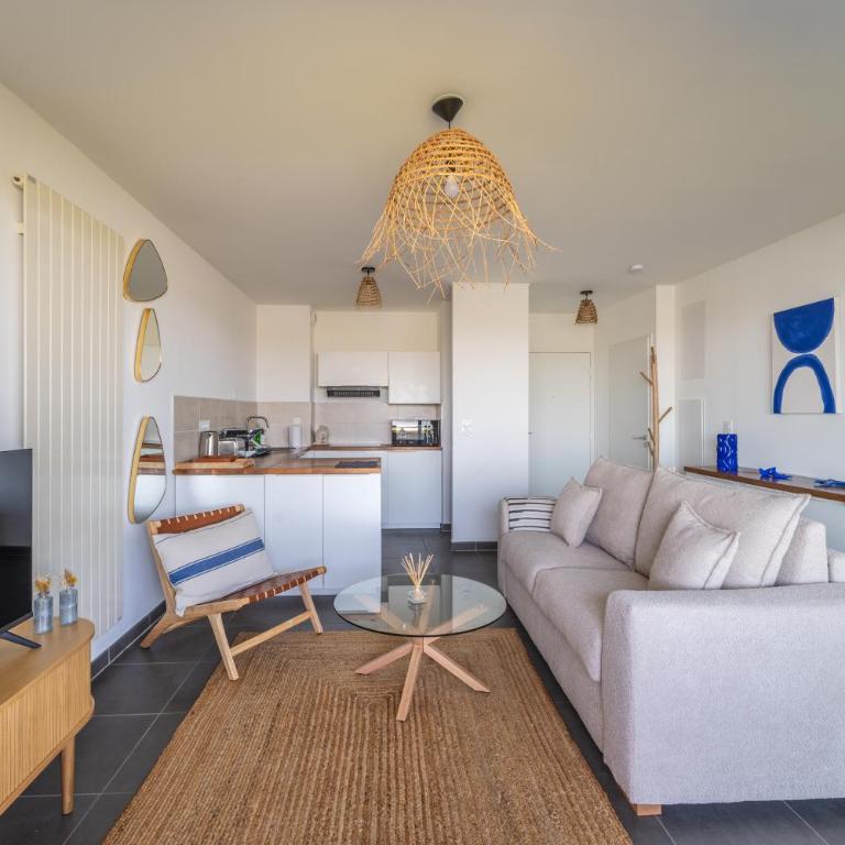 immeuble haut standing avec vue étang et parking - Appartement 1 Chambre - 16