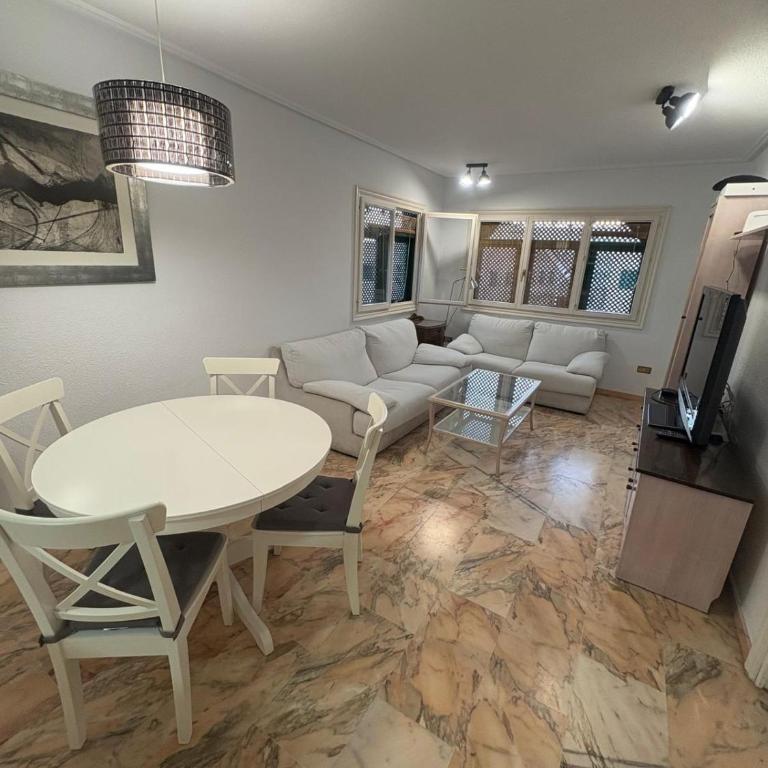 Apartamento con piscinas - Apartamento de 2 dormitorios - 6