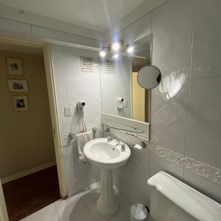 Inmejorable departamento en Ciudad de Mendoza, con piscina - Apartamento de 2 dormitorios con vistas - 19
