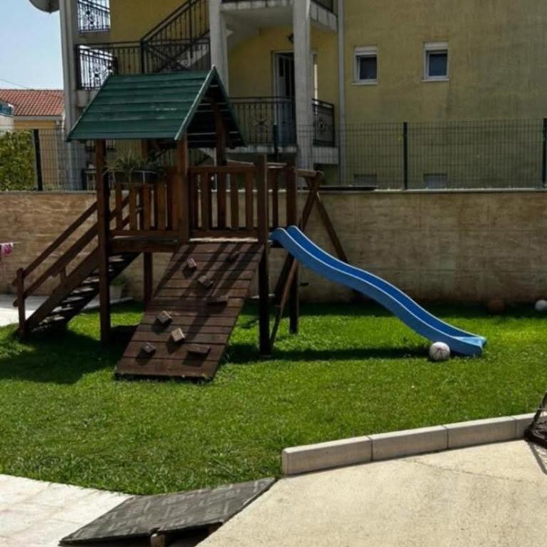 Secret Garden - Apartman sa Balkonom - 4