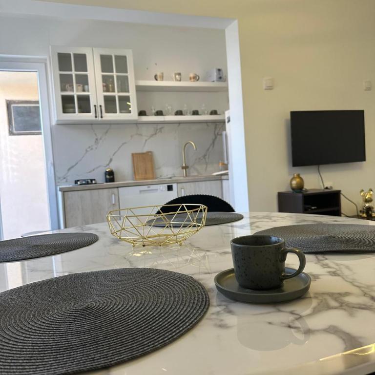 Secret Garden - Apartman sa Balkonom - 7