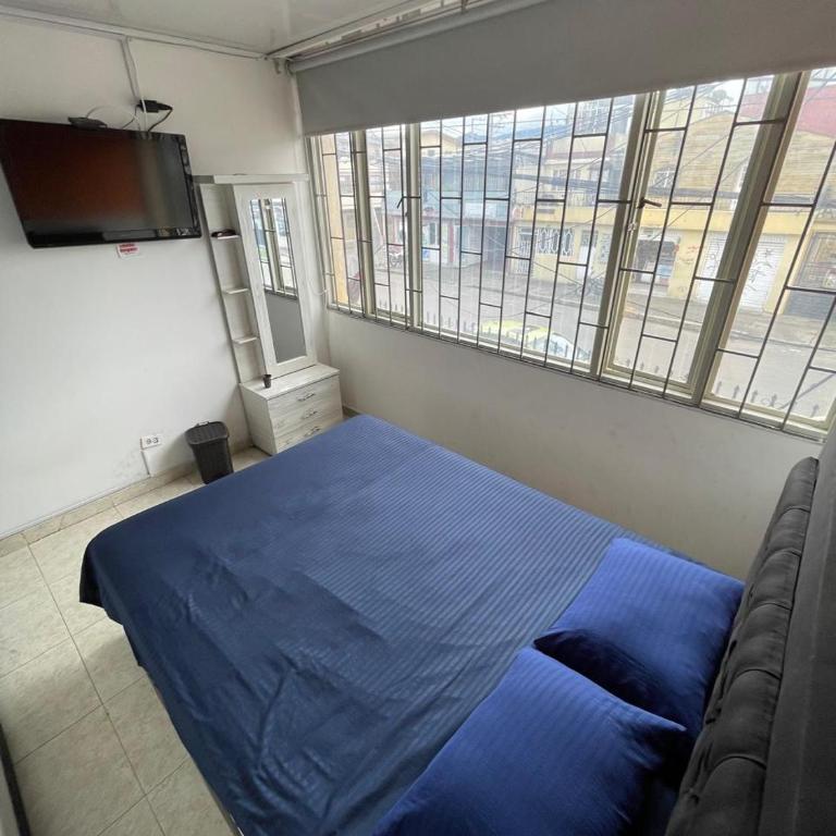 Hostel Bogotá Normandia Tu sitio - Habitación Doble Económica - 1