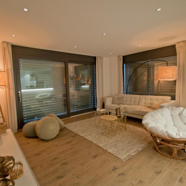 Chalet Sunnustrahl - Two-Bedroom Apartment with Mountain View - 7