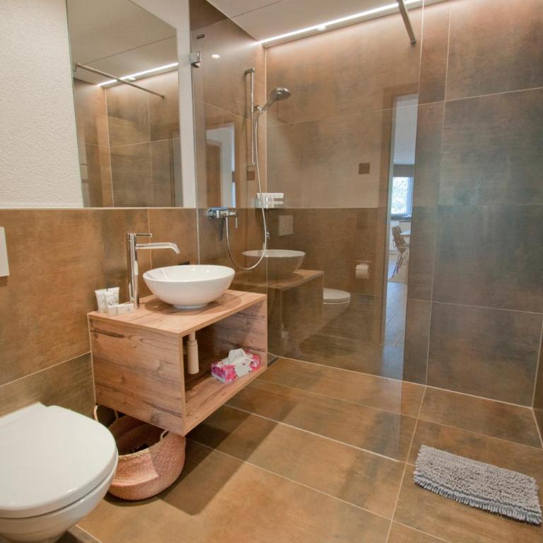 Chalet Sunnustrahl - Two-Bedroom Apartment with Mountain View - 20