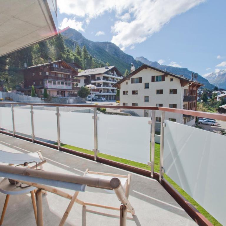 Chalet Sunnustrahl - Two-Bedroom Apartment with Mountain View - 29