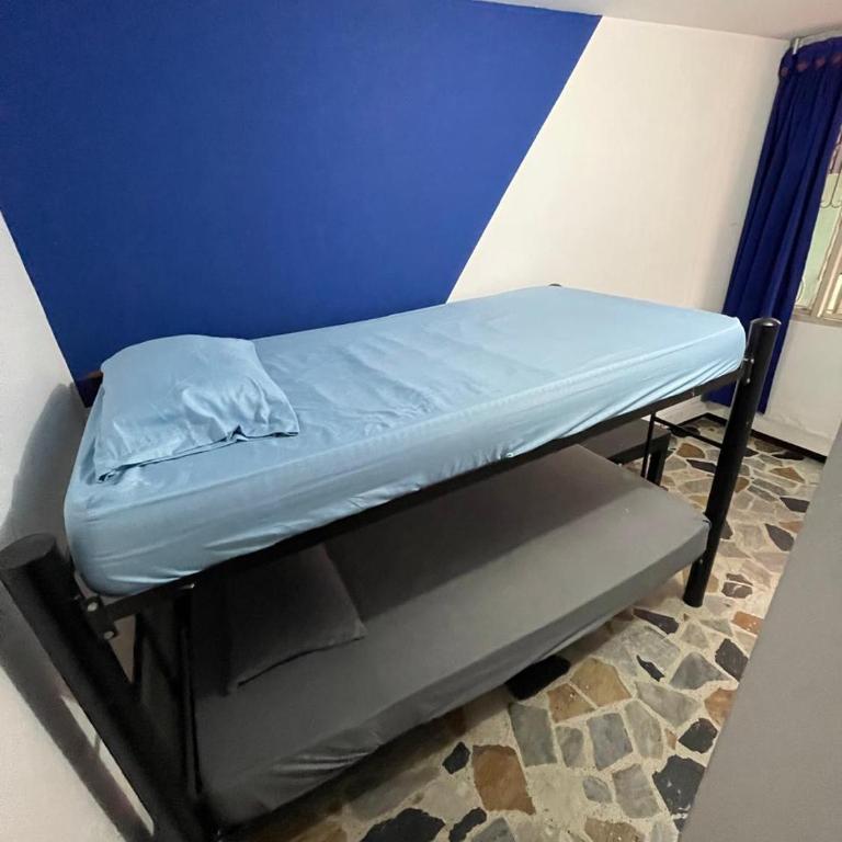 Hostel Bogotá Normandia Tu sitio - Single Bed in Mixed Dormitory Room - 3