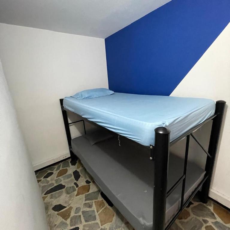 Hostel Bogotá Normandia Tu sitio - Cama individual en habitación compartida - 1