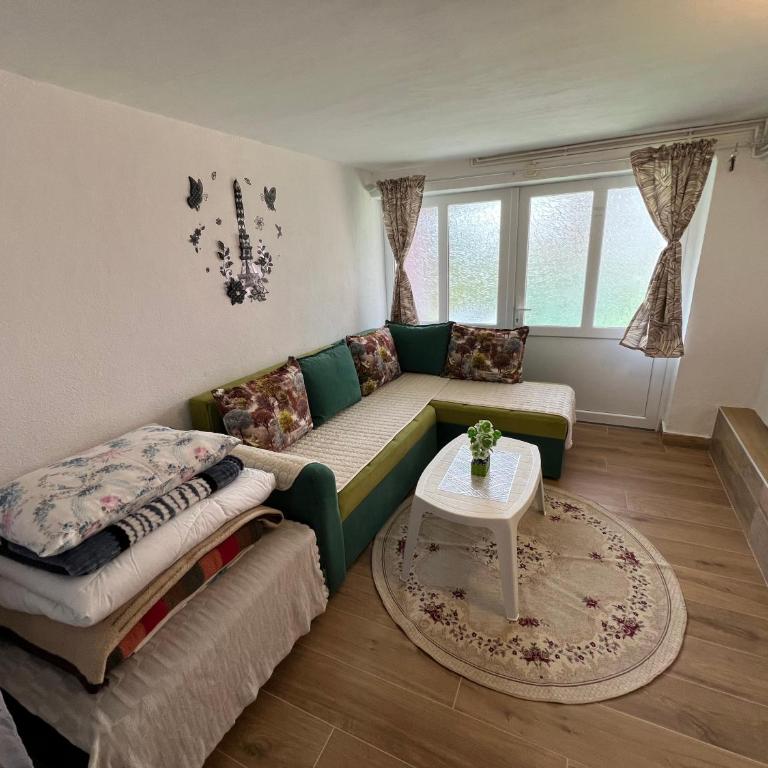 Apartments Obradović Milan - Studio Apartment - 4
