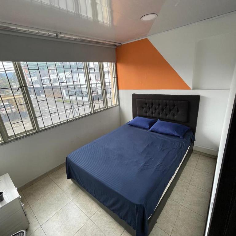 Hostel Bogotá Normandia Tu sitio - Habitación Doble Económica - 3
