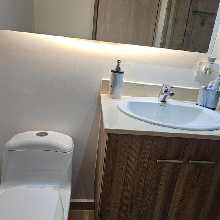 Apartamento moderno en 9 piso - Three-Bedroom Apartment - 18