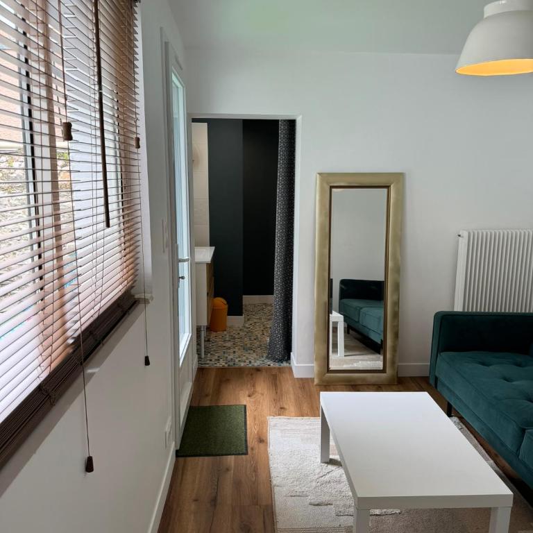 Évadez vous à deux pas de l'océan ! Maison tout confort à seulement 6 min de la plage à vélo - Two-Bedroom House - 7