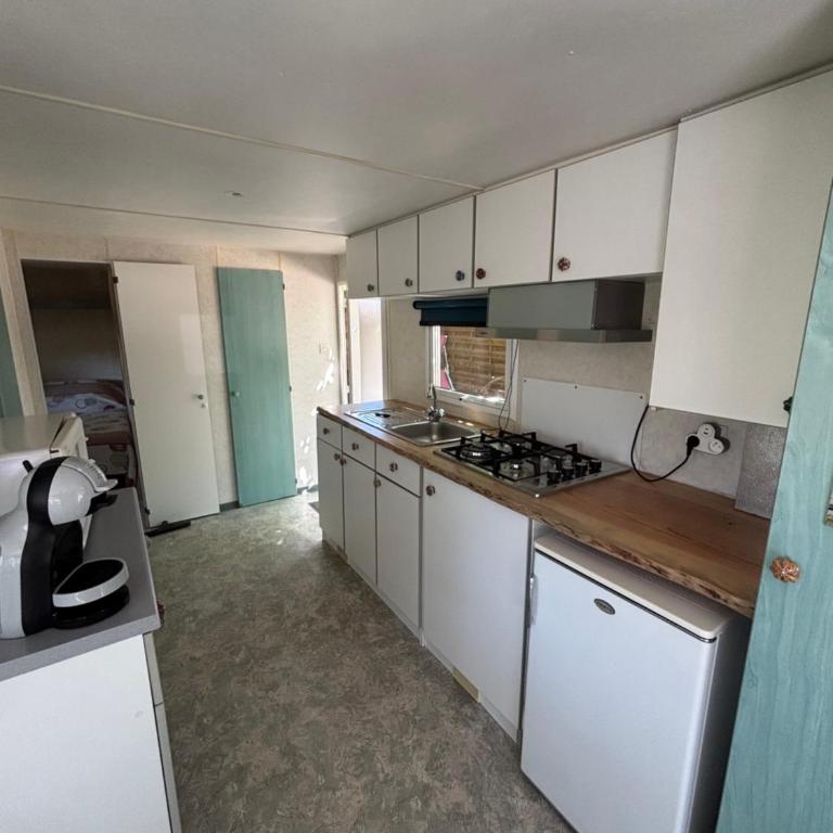 Mobil Home dans propriété privée - Mobile Home - 11