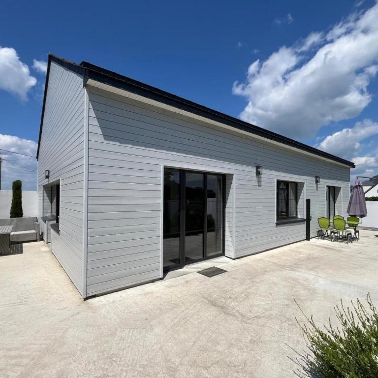 L'Atelier d'artiste by Domaine de Colomban - plages et commerces à pieds - Maison 2 Chambres - 22