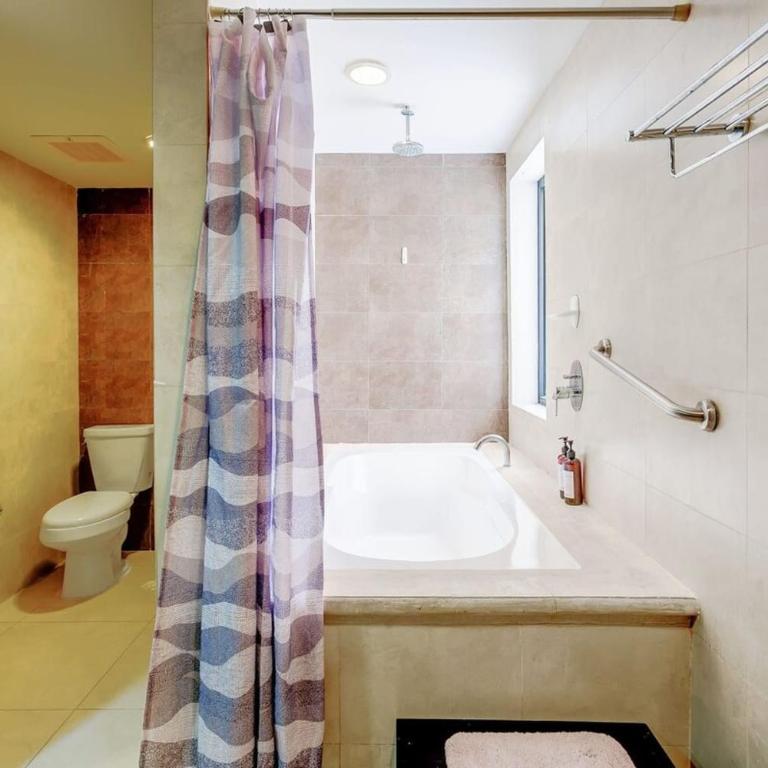Top Beachfront Complex Private Patio & Shared Pool - Apartment - 17