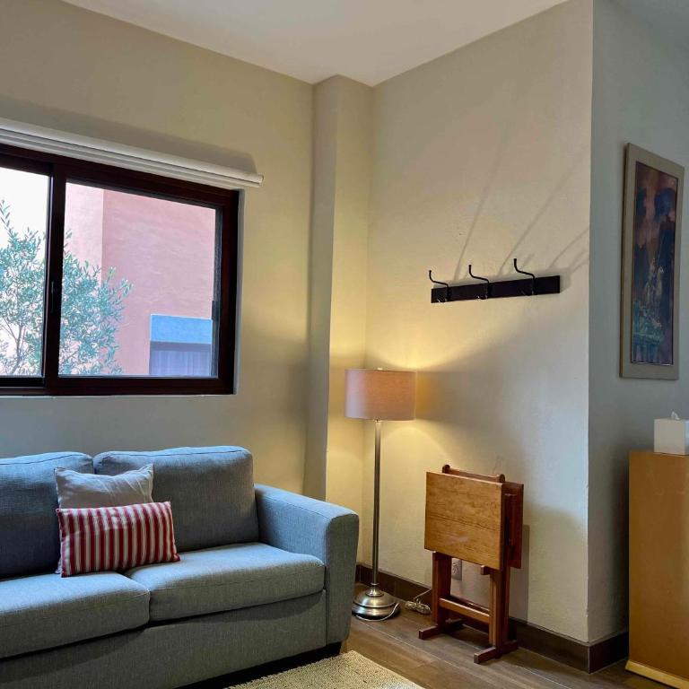 Elegant 3BR Condo 5 Star Amenities near Centro - Apartamento de 3 dormitorios con balcón - 12