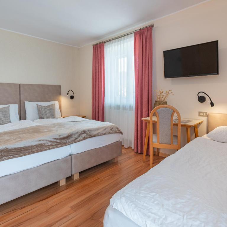 Hotel Nocker - Camera Tripla - 4