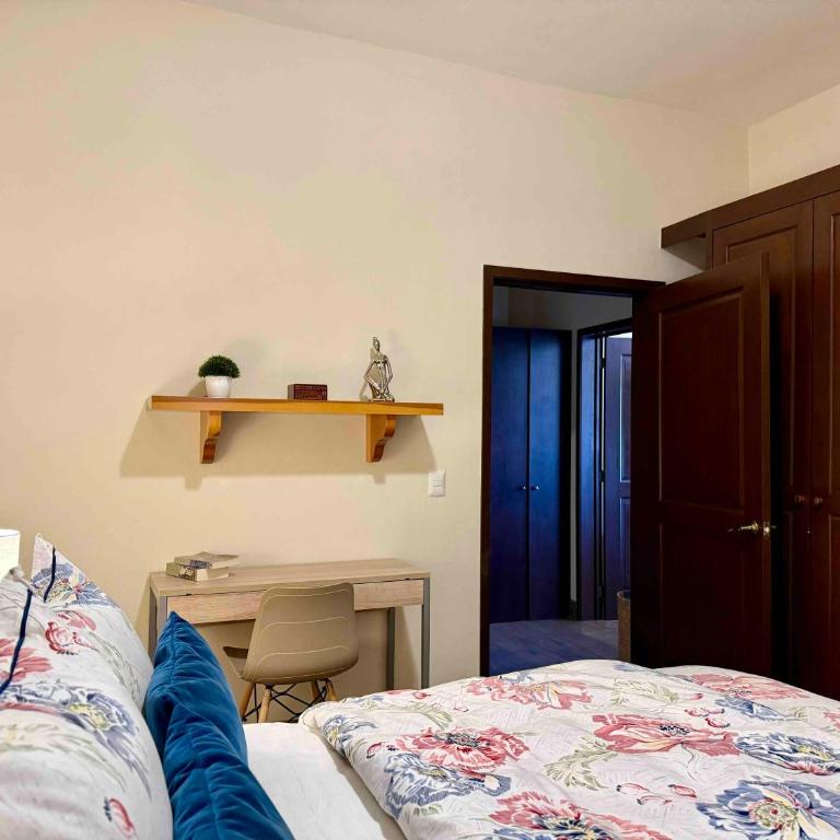 Elegant 3BR Condo 5 Star Amenities near Centro - Apartamento de 3 dormitorios con balcón - 54