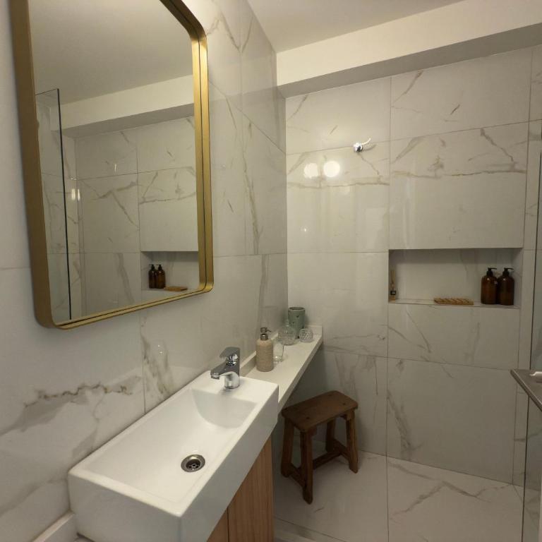 Luminoso 2 amb. con terraza exclusiva en primer piso - Apartamento de 1 dormitorio - 15