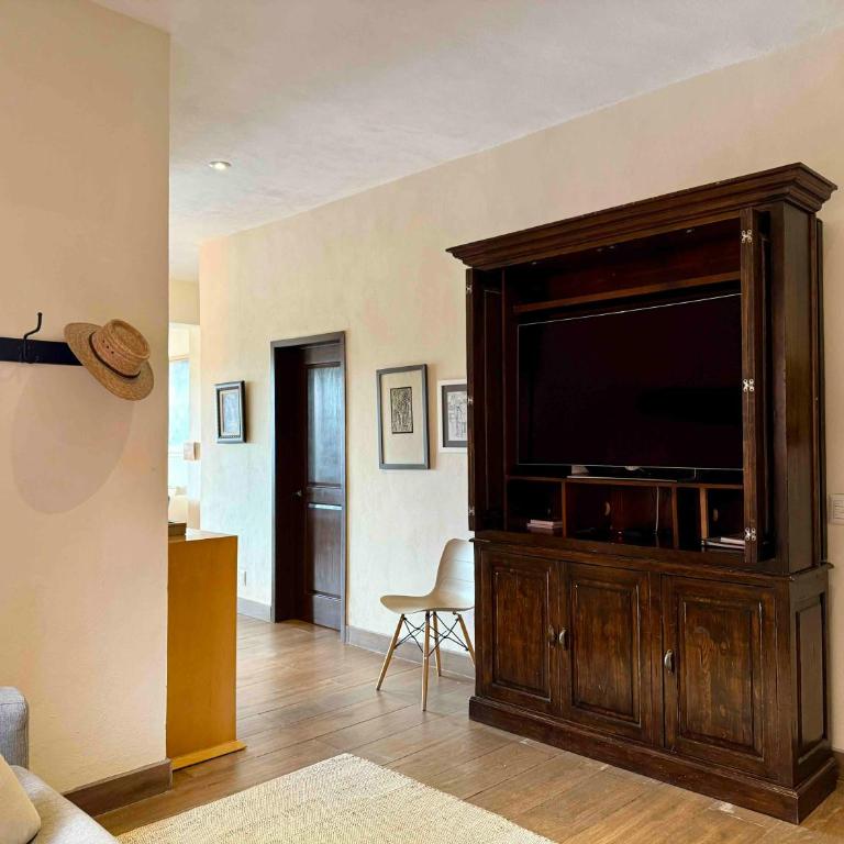 Elegant 3BR Condo 5 Star Amenities near Centro - Apartamento de 3 dormitorios con balcón - 10