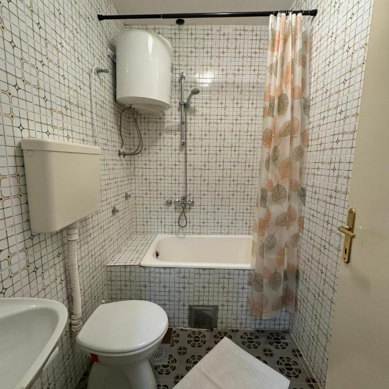APARTMENT 02Villa KRIVOKAPIC - Apartman sa 2 Spavaće Sobe - 10