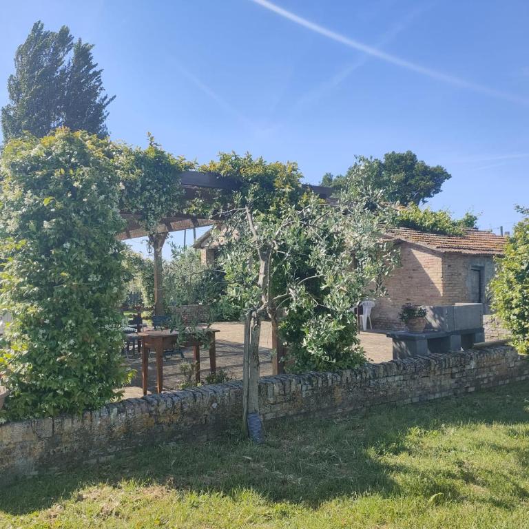 Casale Il Cantico della Tenerezza - Seven-Bedroom House - 14