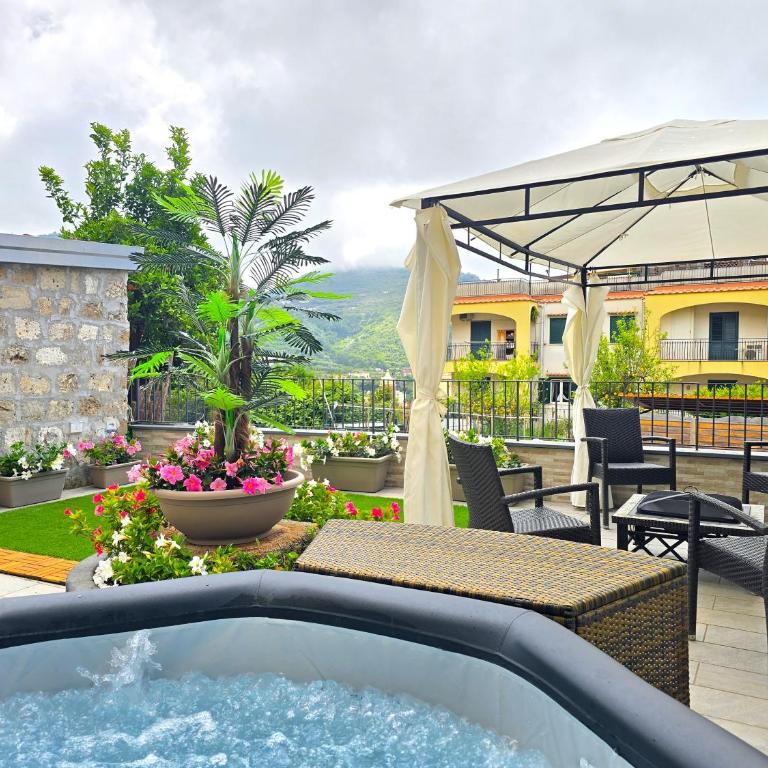 Grazy Home - Bright new Apt with Terrace and Seasonal Pool - Two-Bedroom House - 15