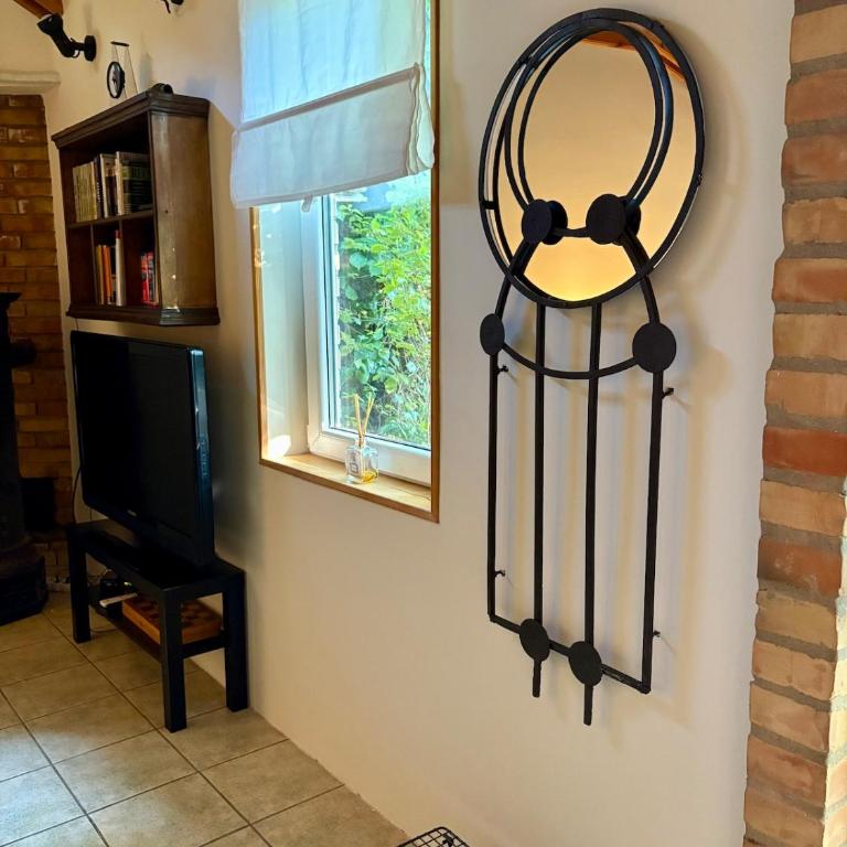 Tiny Home L&B - One-Bedroom Apartment - 8