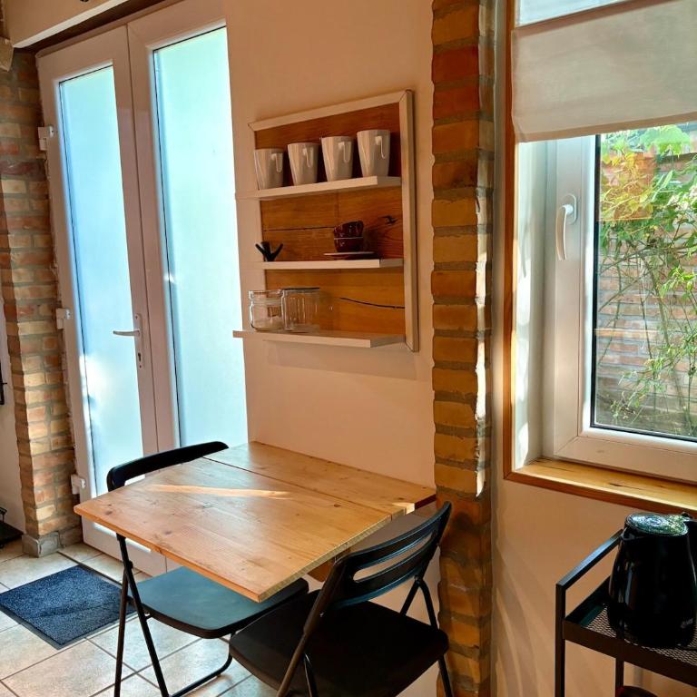 Tiny Home L&B - One-Bedroom Apartment - 15