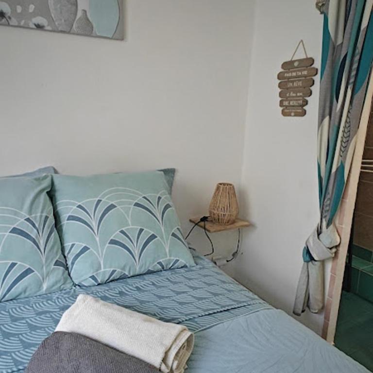 VILLA Plein Sud Piscine Spa Climatisation Parking privé calme et détente - Double Room - Ma Provence - 19