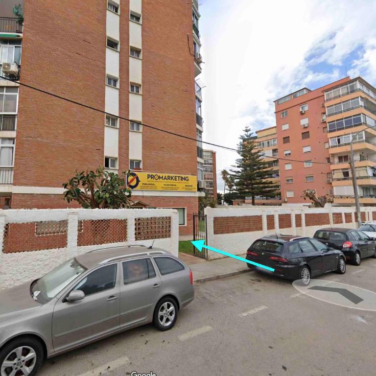 Apartamento reformado familiar, piscina y centro - Apartamento de 1 dormitorio - 2