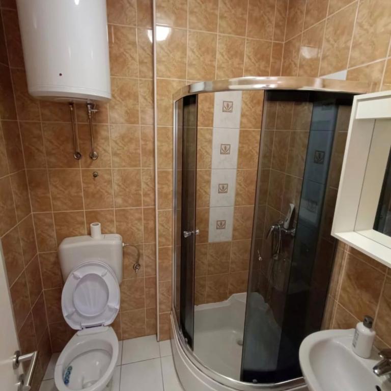 Apartman City - One-Bedroom Apartment - 2