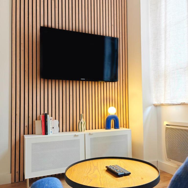 Jean Jaurès - 2 pièces au pied du métro - Apartamento de 1 dormitorio - 10