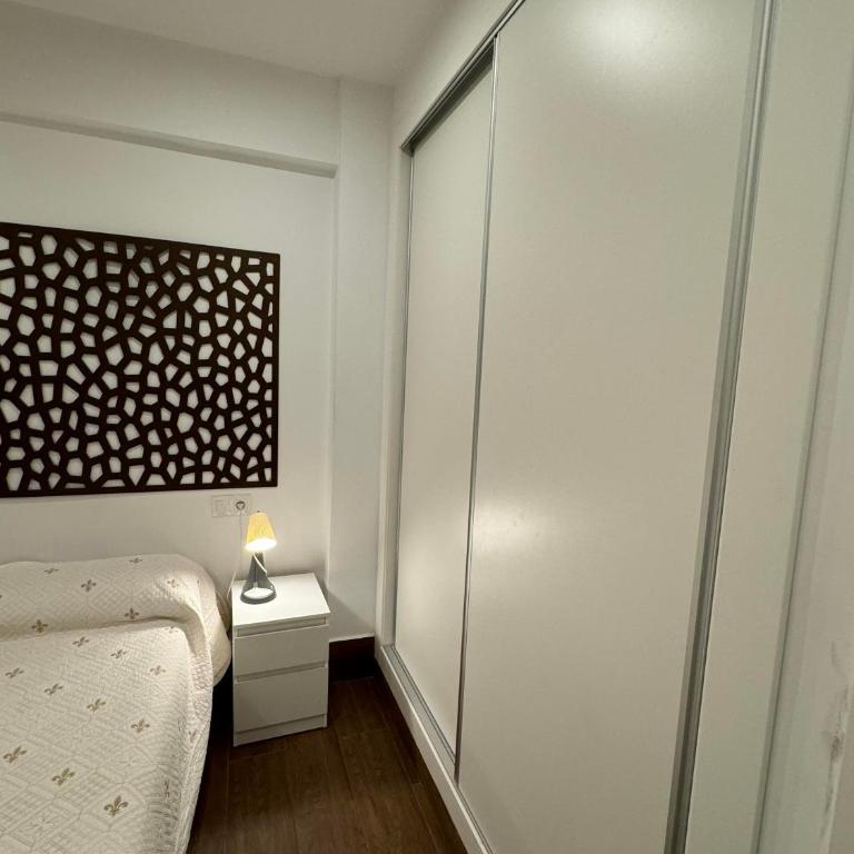 Granada Center Chueca Deluxe Apartment - Four-Bedroom Deluxe Apartment - 3