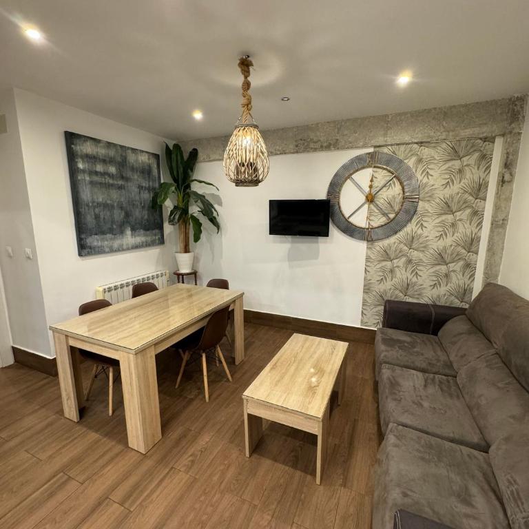 Granada Center Chueca Deluxe Apartment - Four-Bedroom Deluxe Apartment - 5