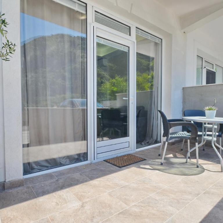 Apartments Boka Pearl - Apartment - 24