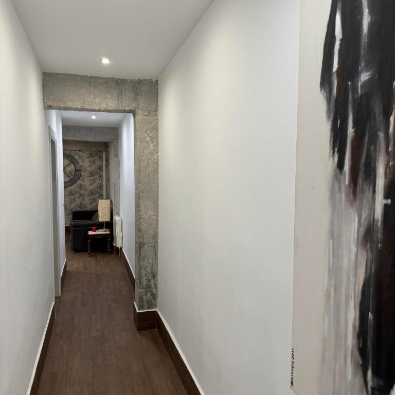 Granada Center Chueca Deluxe Apartment - Four-Bedroom Deluxe Apartment - 33