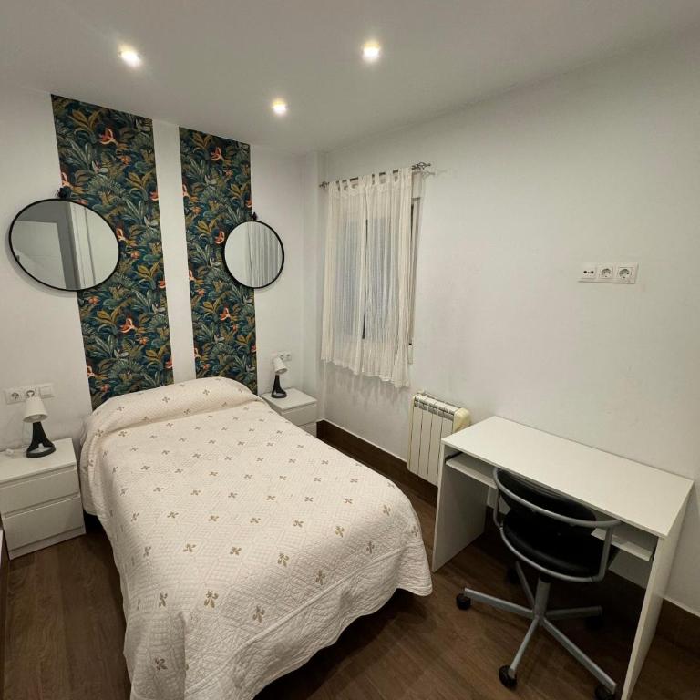 Granada Center Chueca Deluxe Apartment - Four-Bedroom Deluxe Apartment - 39