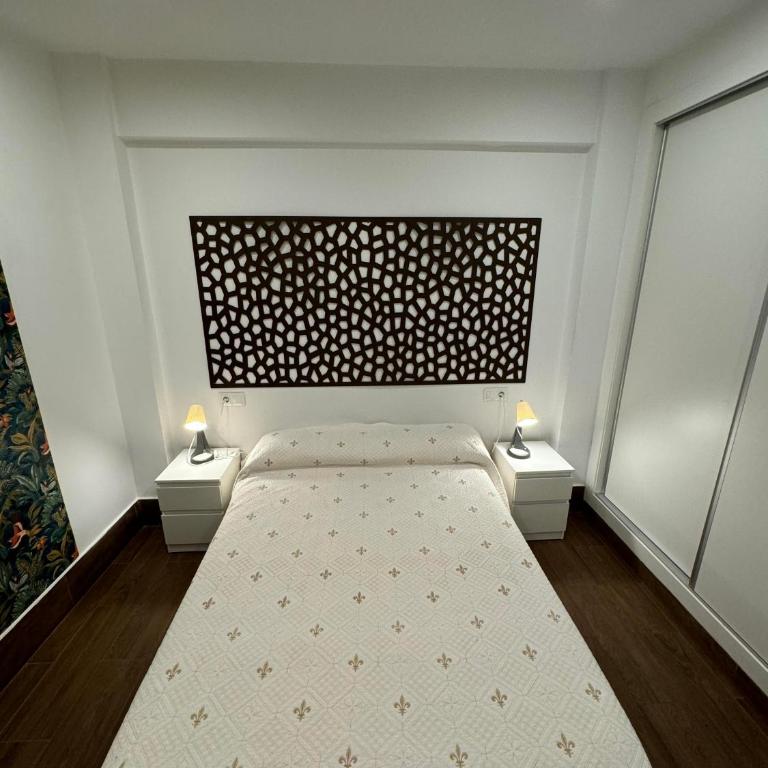 Granada Center Chueca Deluxe Apartment - Four-Bedroom Deluxe Apartment - 41