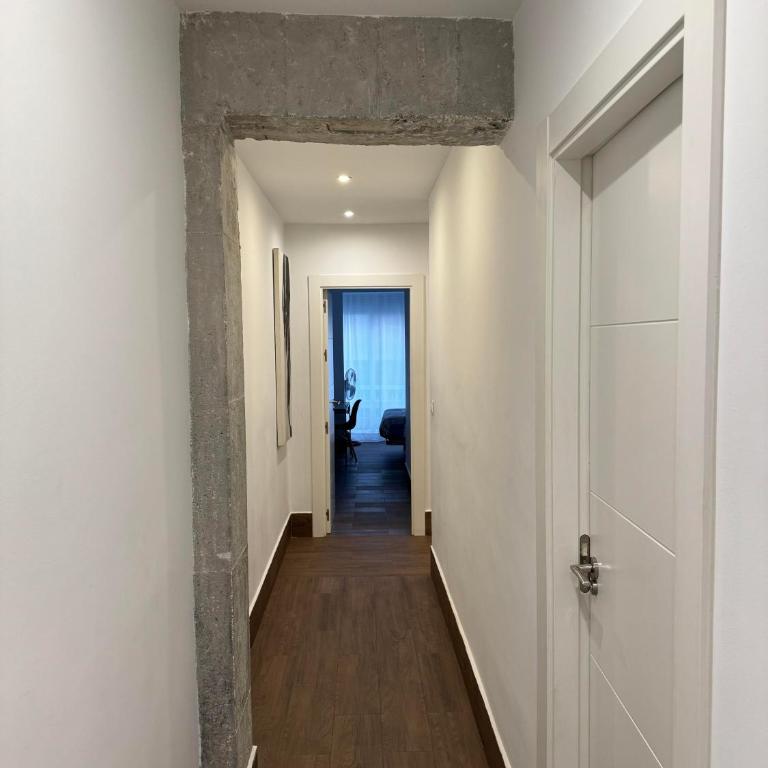 Granada Center Chueca Deluxe Apartment - Four-Bedroom Deluxe Apartment - 44