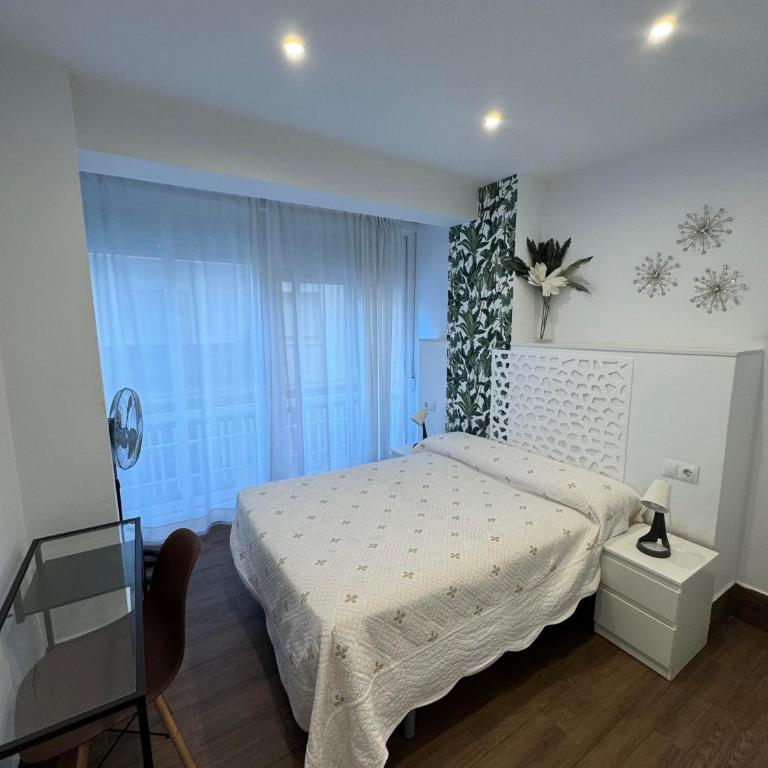 Granada Center Chueca Deluxe Apartment - Four-Bedroom Deluxe Apartment - 45