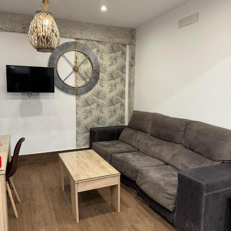 Granada Center Chueca Deluxe Apartment - Four-Bedroom Deluxe Apartment - 50