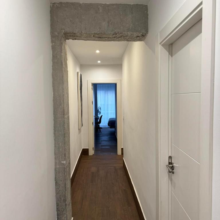 Granada Center Chueca Deluxe Apartment - Four-Bedroom Deluxe Apartment - 56