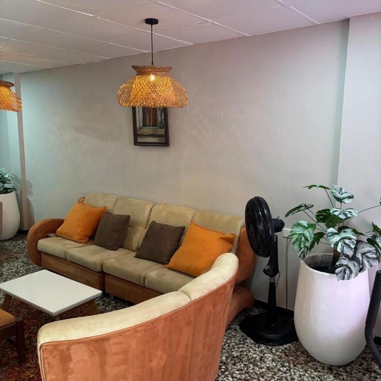 Wonderful trinity beach house in crespo. - Five-Bedroom House - 57