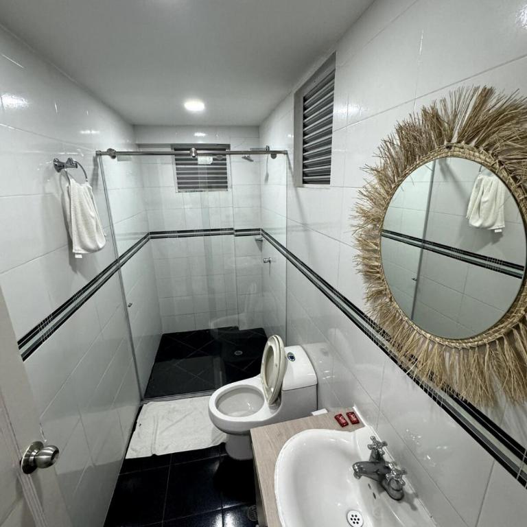 Wonderful trinity beach house in crespo. - Five-Bedroom House - 25