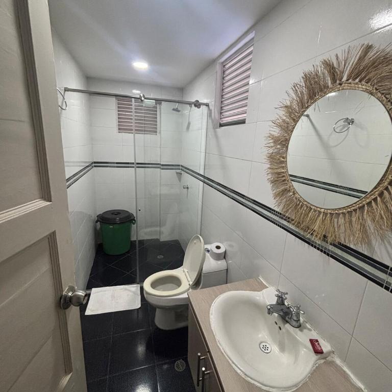 Wonderful trinity beach house in crespo. - Five-Bedroom House - 32