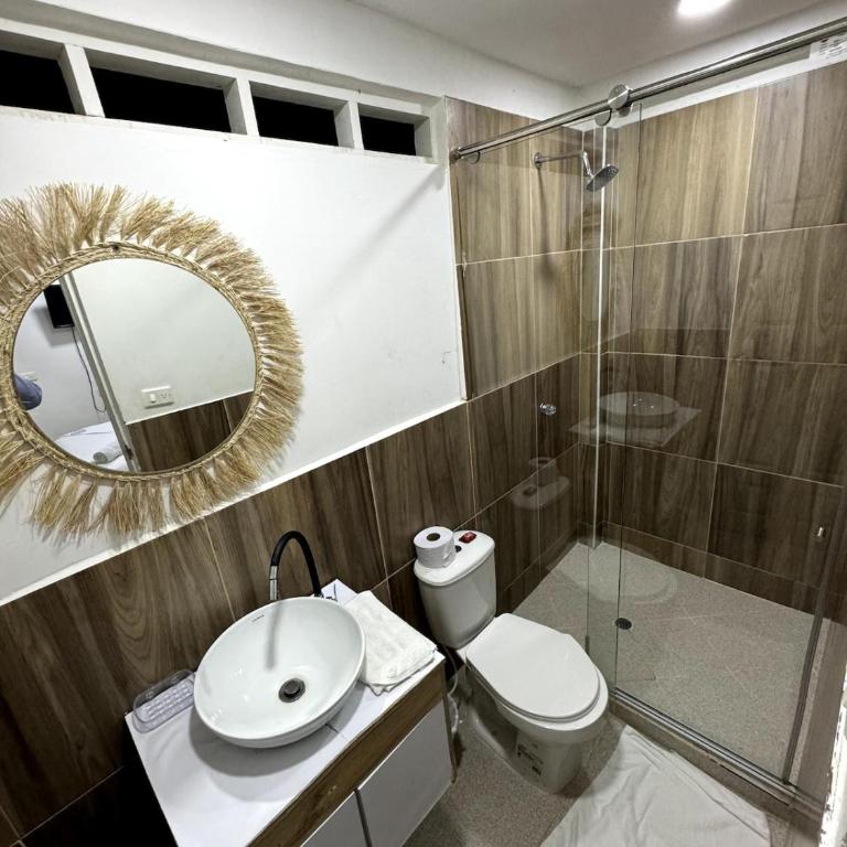 Wonderful trinity beach house in crespo. - Five-Bedroom House - 17