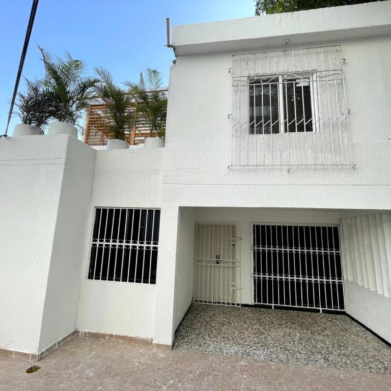 Wonderful trinity beach house in crespo. - Five-Bedroom House - 6