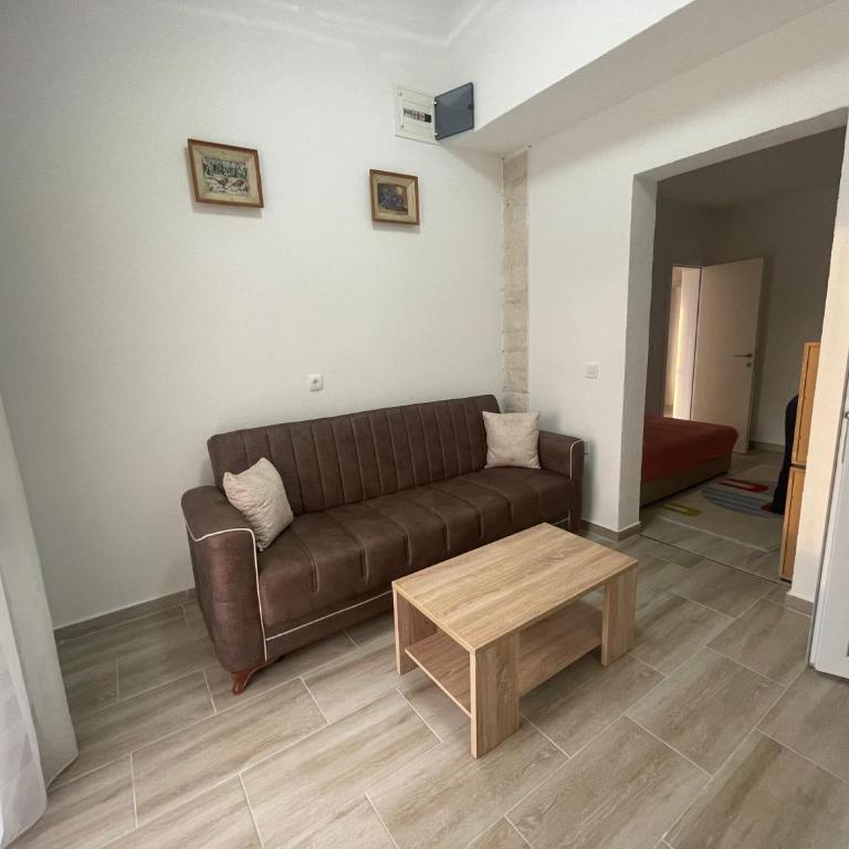 Asijaapartmani - Apartman sa 1 Spavaćom Sobom, Pogledom na More i Balkonom - 4